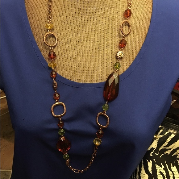 Brown beaded necklace - Picture 2 of 3